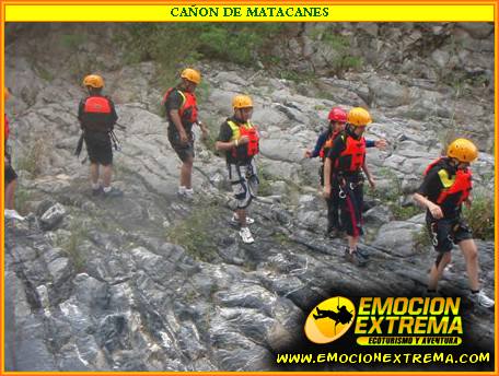 CAÑON DE MATACANES TE ESPERAN 2 RAPELES EN CASCADAS, MULTIPLES SALTOS AL AGUA, TOBOGANES NATURALES Y HASTA RIOS SUBTERRANEOS QUE TENDRAS QUE CRUZAR, VIVE ESTA AVENTURA.